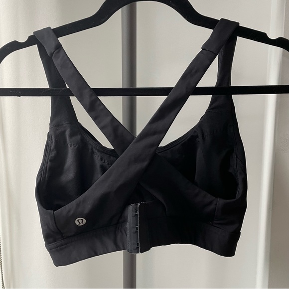 Lululemon Stash It All Sports Bra - Picture 5 of 8